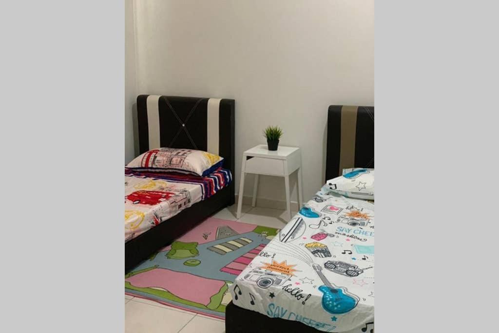 Si_Homestay4U Malacca Eksteriør bilde